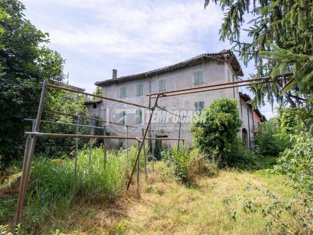 Rustico in vendita a Val d’Enza, Re