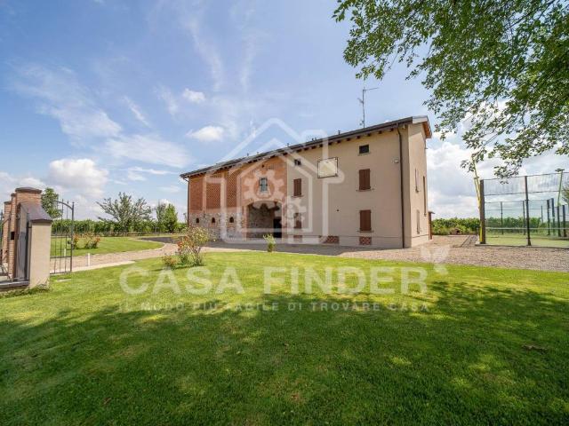 Rustico in vendita a Val d’Enza, Re