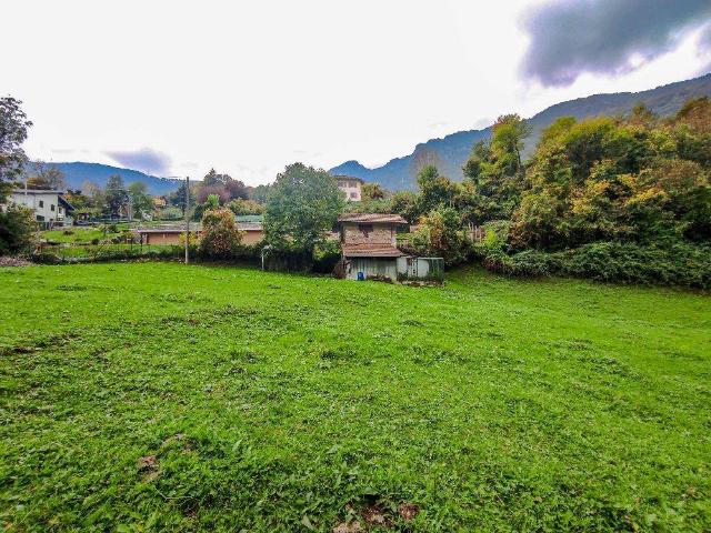 Rustico in vendita a Sant'omobono Imagna, Lombardia