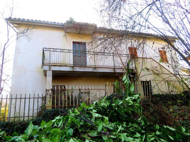 Rustico in vendita a Marche, Macerata