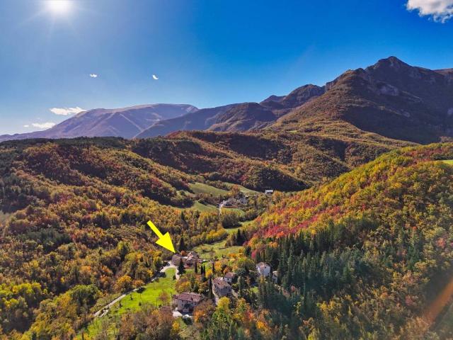 Rustico in vendita a Marche, Macerata