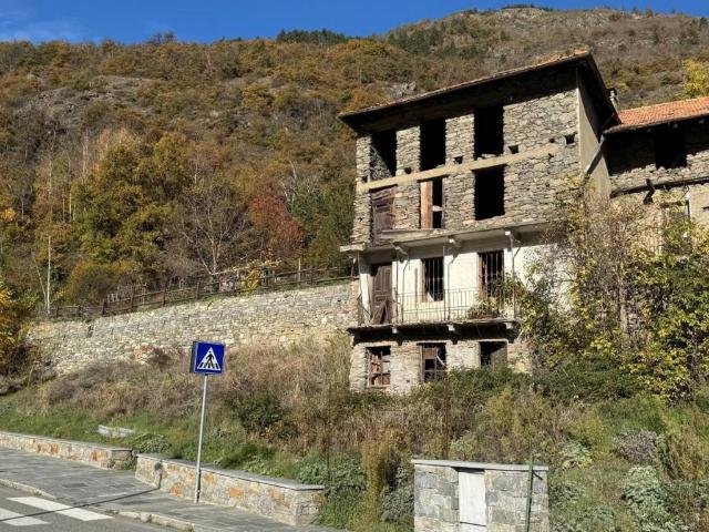 Rustico in vendita a Sarre, Aosta