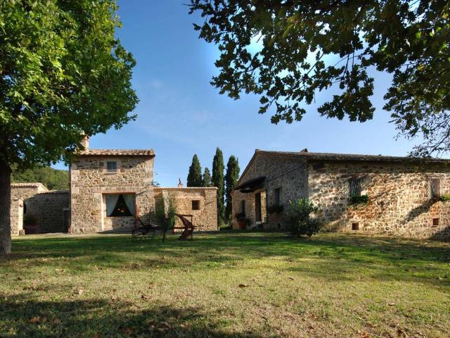 Rustico in vendita a Sarteano, Toscana