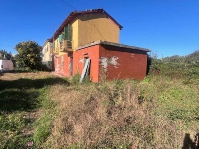 Rustico in vendita a San Lazzaro, Sarzana