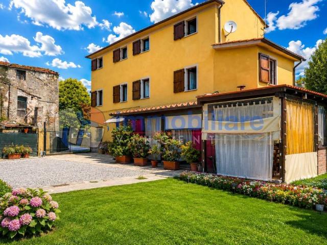 Rustico in vendita a Sarzana, Liguria