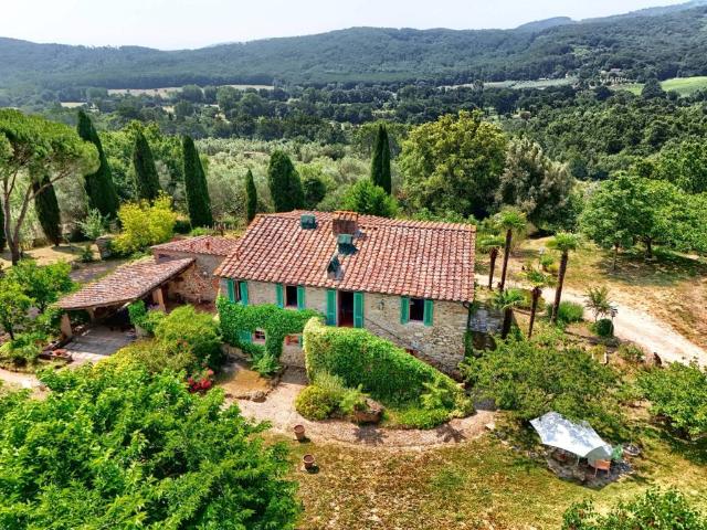 Rustico in vendita a Sassetta, Toscana