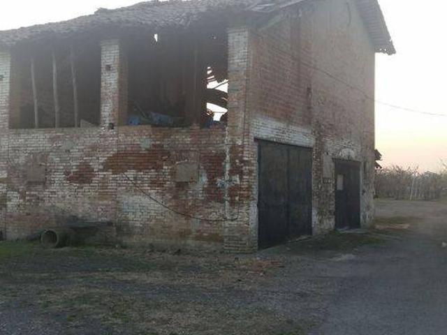 Rustico in vendita a Unione di comuni Terre di Castelli, Savignano Sul Panaro