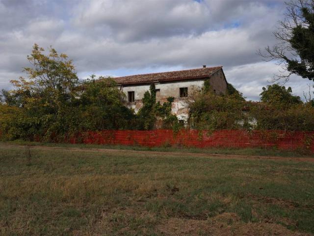Rustico in vendita a Savignano sul Rubicone, Forlì-Cesena