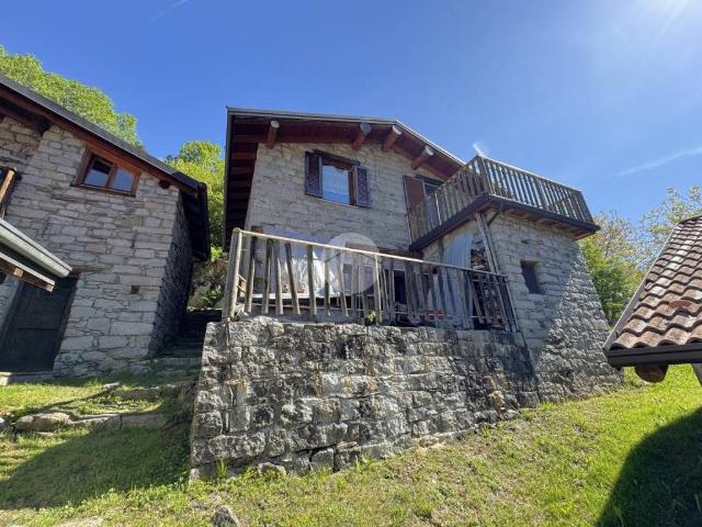 Rustico in vendita a Comunità montana della valle Camonica, Saviore Dell'adamello