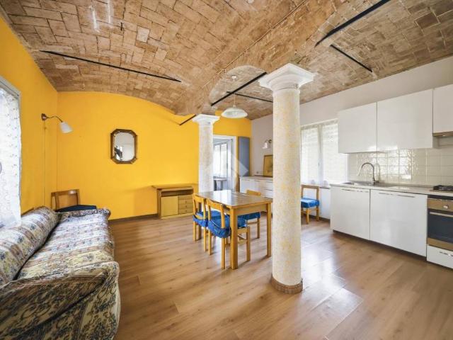 Rustico in vendita a Tresinaro - Secchia, Re