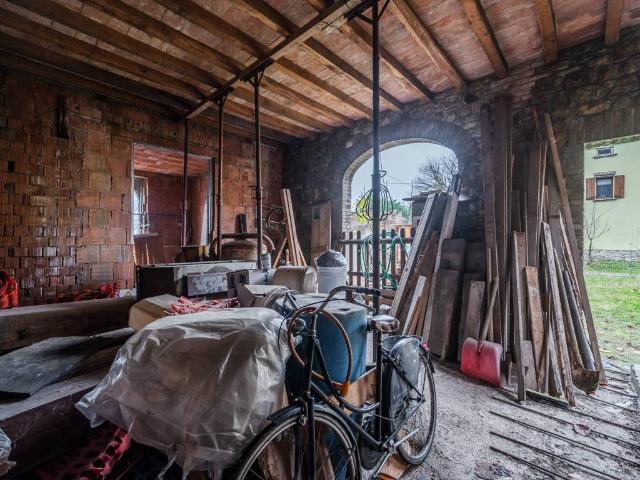 Rustico in vendita a Tresinaro - Secchia, Re