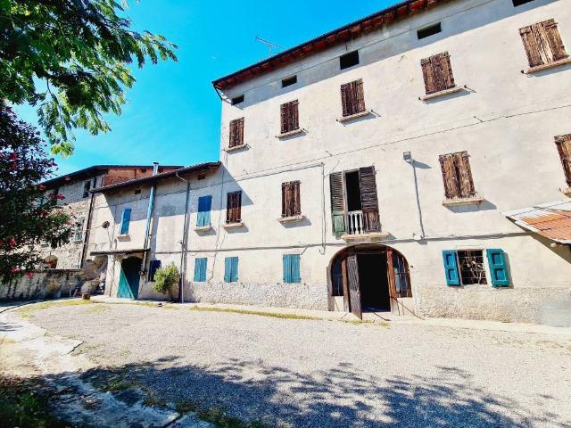 Rustico in vendita a Tresinaro - Secchia, Re