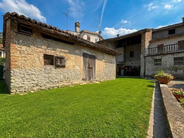 Rustico in vendita a Tresinaro - Secchia, Re