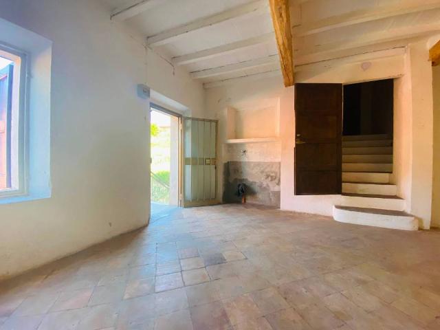 Rustico in vendita a Tresinaro - Secchia, Re