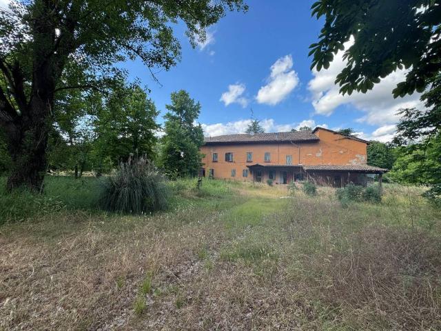 Rustico in vendita a Tresinaro - Secchia, Re