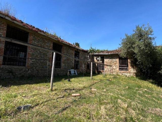 Rustico in vendita a Scandicci, Toscana