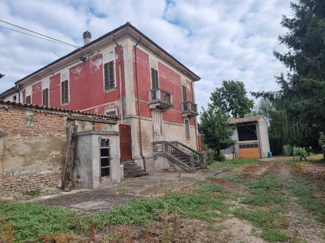 Rustico in vendita a Scandolara Ravara, Lombardia