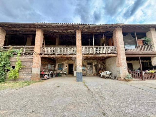 Rustico in vendita a Scanzorosciate, Lombardia