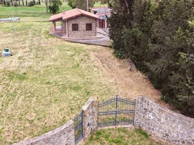 Rustico in vendita a Scarlino, Toscana