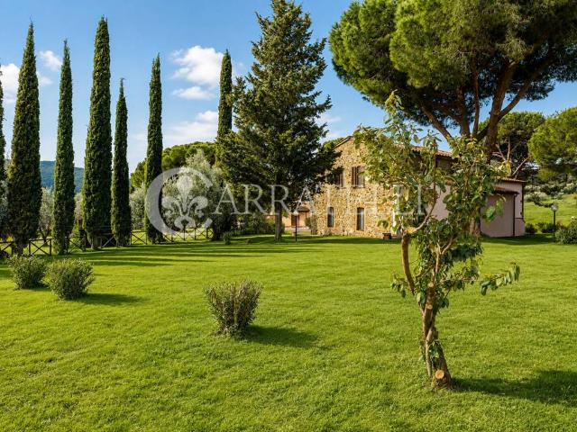 Rustico in vendita a Scarlino, Grosseto