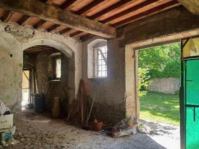 Rustico in vendita a Scarperia e San Piero, Scarperia