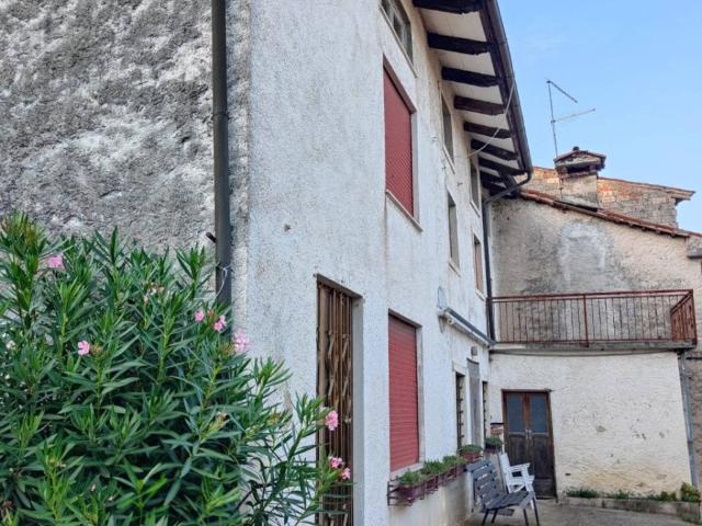Rustico in vendita a Schio, Veneto