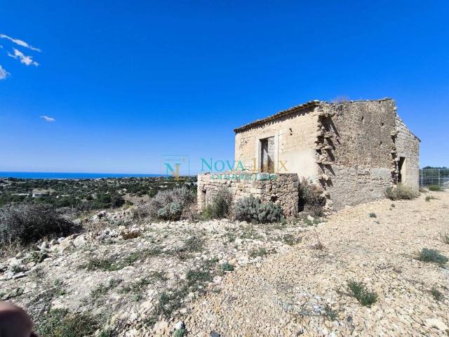 Rustico in vendita a Cava D'aliga, Sicilia