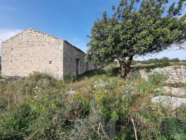 Rustico in vendita a Cava D'aliga, Sicilia