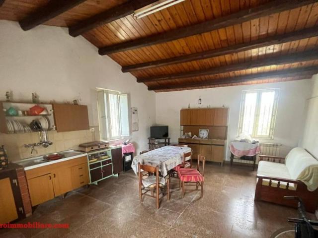Rustico in vendita a Cava D'aliga, Sicilia