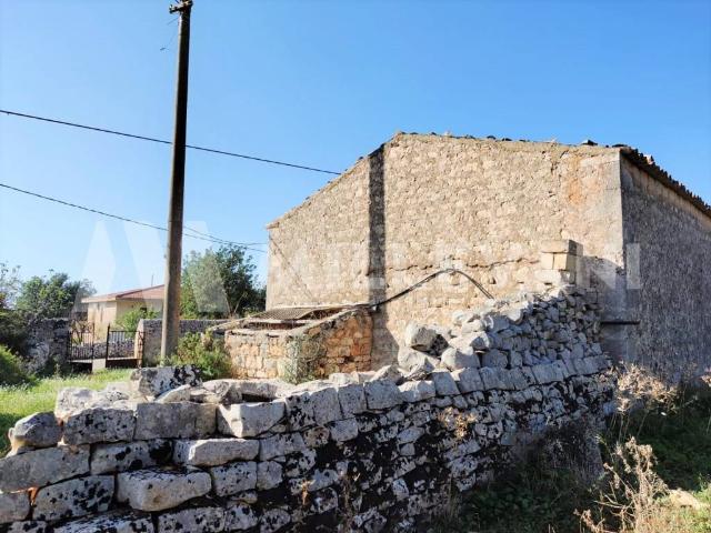 Rustico in vendita a Cava D'aliga, Sicilia