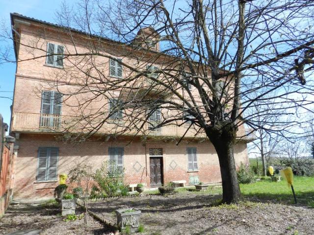 Rustico in vendita a Scurzolengo, Asti