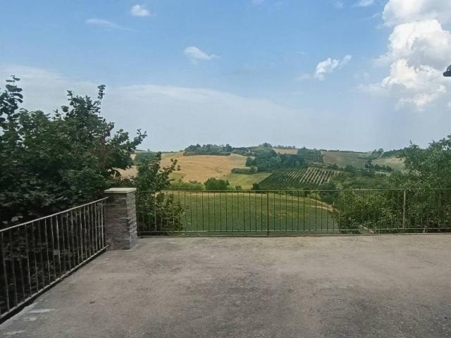 Rustico in vendita a Piemonte, Asti