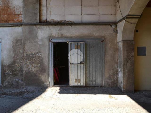 Rustico in vendita a Sedriano, Lombardia