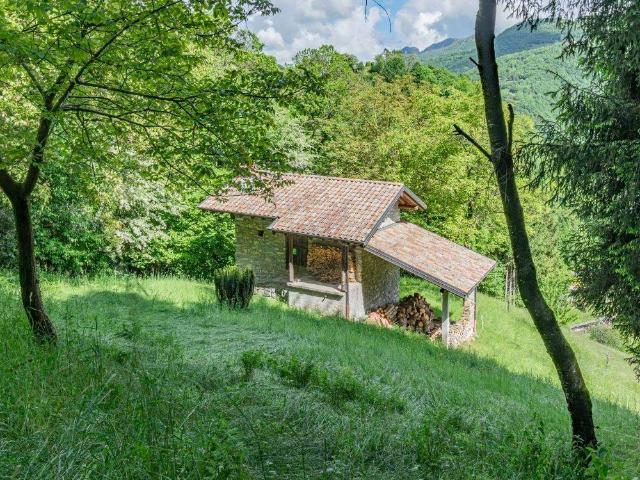 Rustico in vendita a Comunità Montana della Valle Brembana, Sedrina