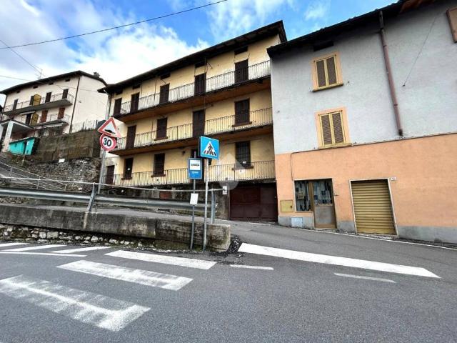 Rustico in vendita a Comunità Montana della Valle Brembana, Sedrina