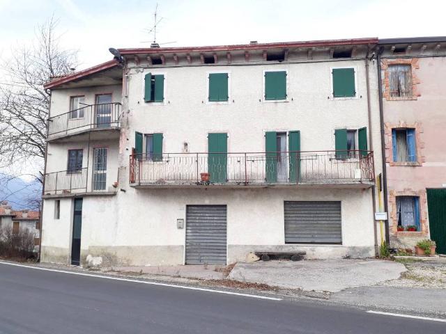 Rustico in vendita a Selva Di Progno, Veneto