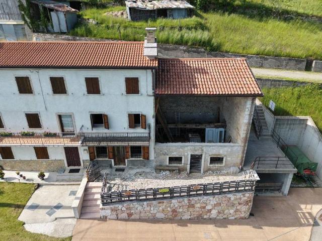Rustico in vendita a Selva Di Progno, Veneto
