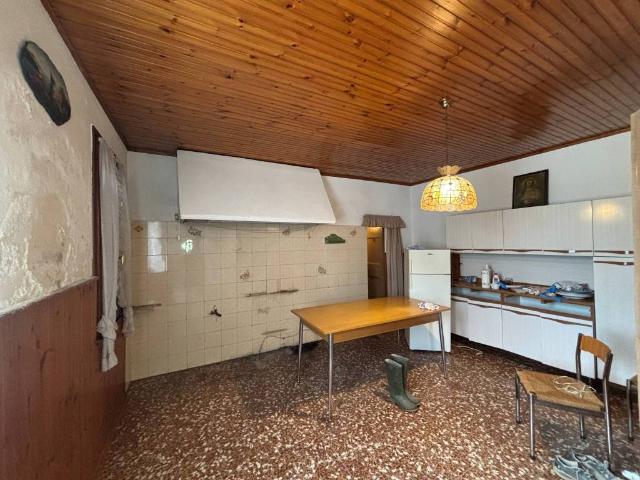 Rustico in vendita a San Domenico, Selvazzano Dentro