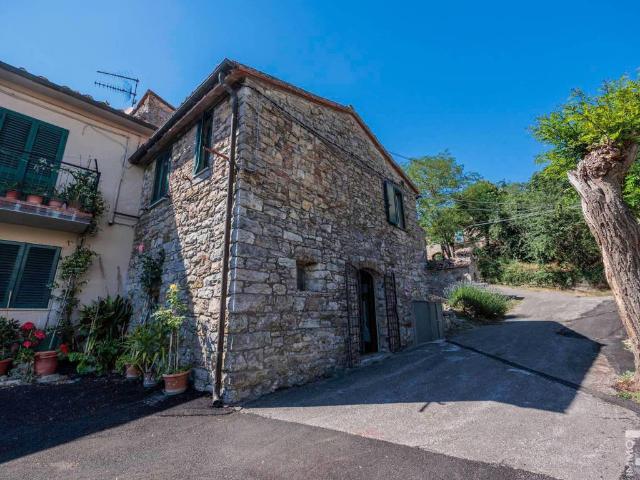 Rustico in vendita a Unione dei Comuni Montani Amiata Grossetana, Semproniano