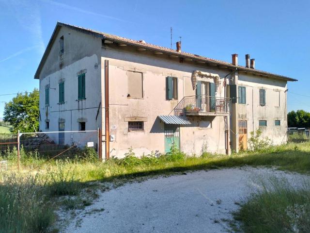 Rustico in vendita a Castellaro, Marche