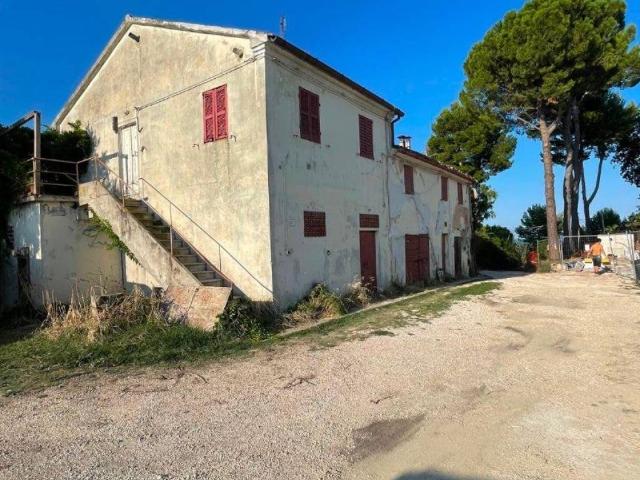Rustico in vendita a Marche, Ancona