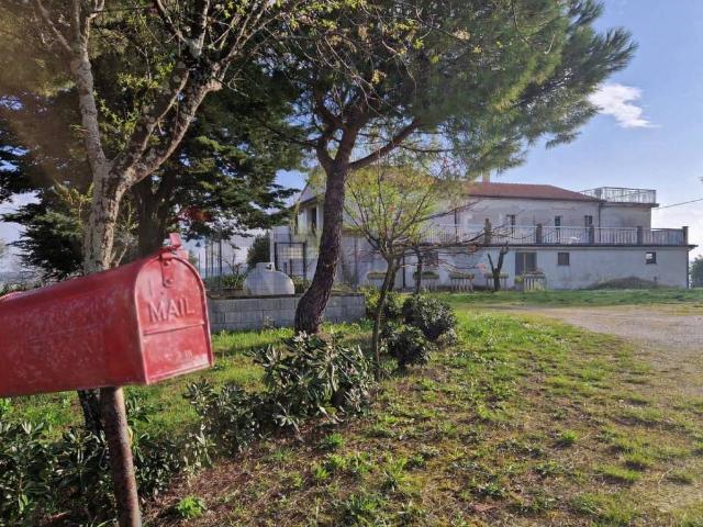 Rustico in vendita a Marche, Ancona