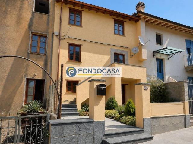 Rustico in vendita a Azzano, Seravezza