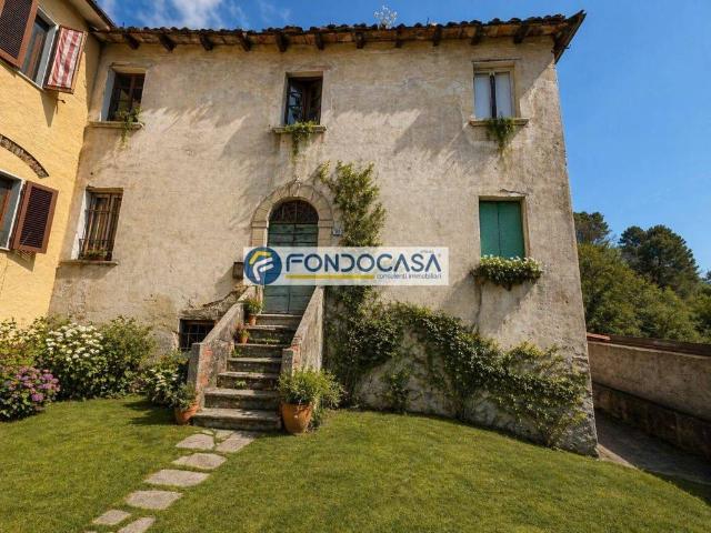 Rustico in vendita a Seravezza, Toscana