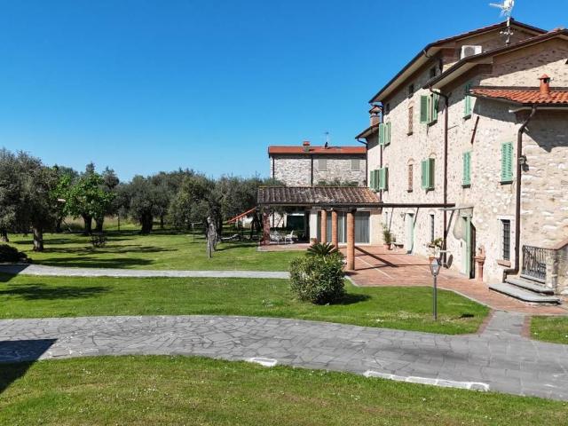 Rustico in vendita a Frasso, Seravezza