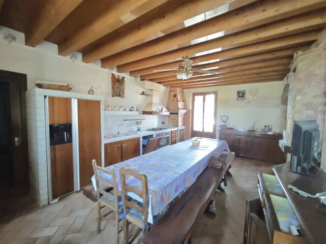 Rustico in vendita a Sergnano, Lombardia