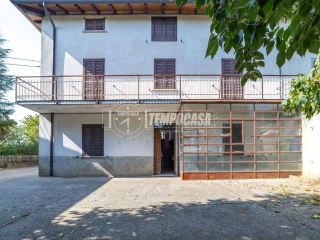 Rustico in vendita a Seriate, Lombardia