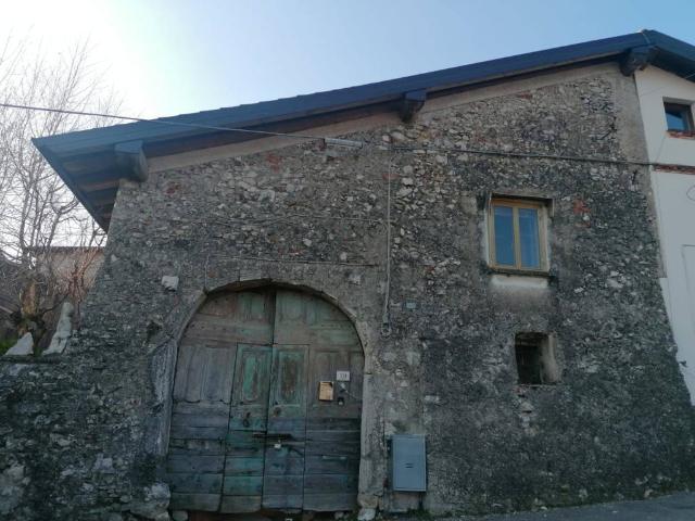 Rustico in vendita a Comunità montana della Valle Sabbia, Serle