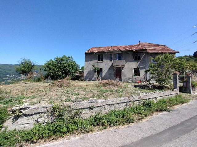 Rustico in vendita a Serra Riccò, Prelo
