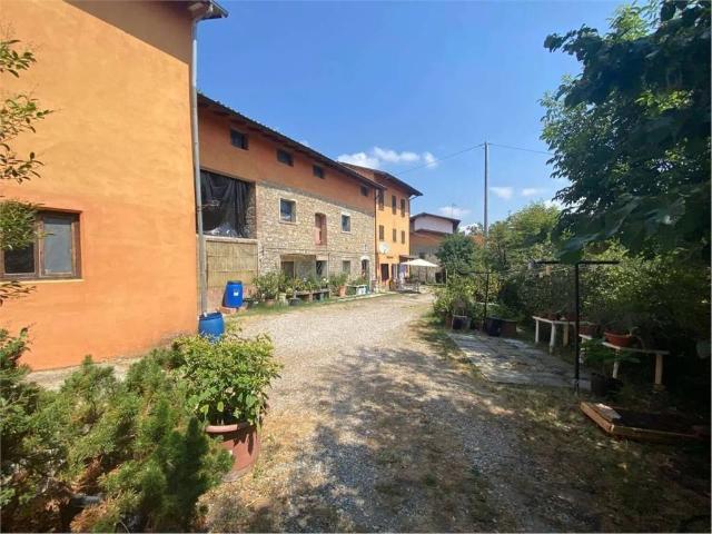 Rustico in vendita a Unione di comuni Terre di Castelli, Marano Sul Panaro